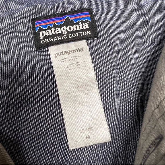 Patagonia Shirt Mens medium gray Organic Cotton Chambray Button up Long Sleeve - Picture 5 of 7